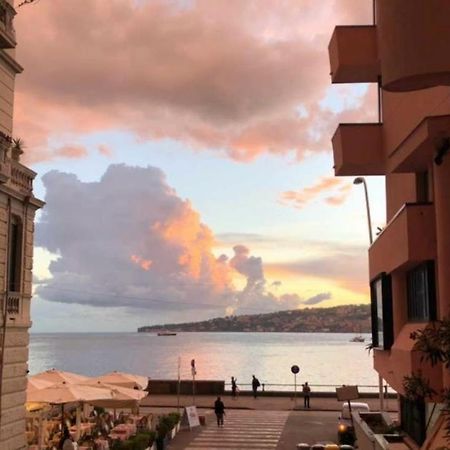 Naples Luxury Suites B&B 외부 사진
