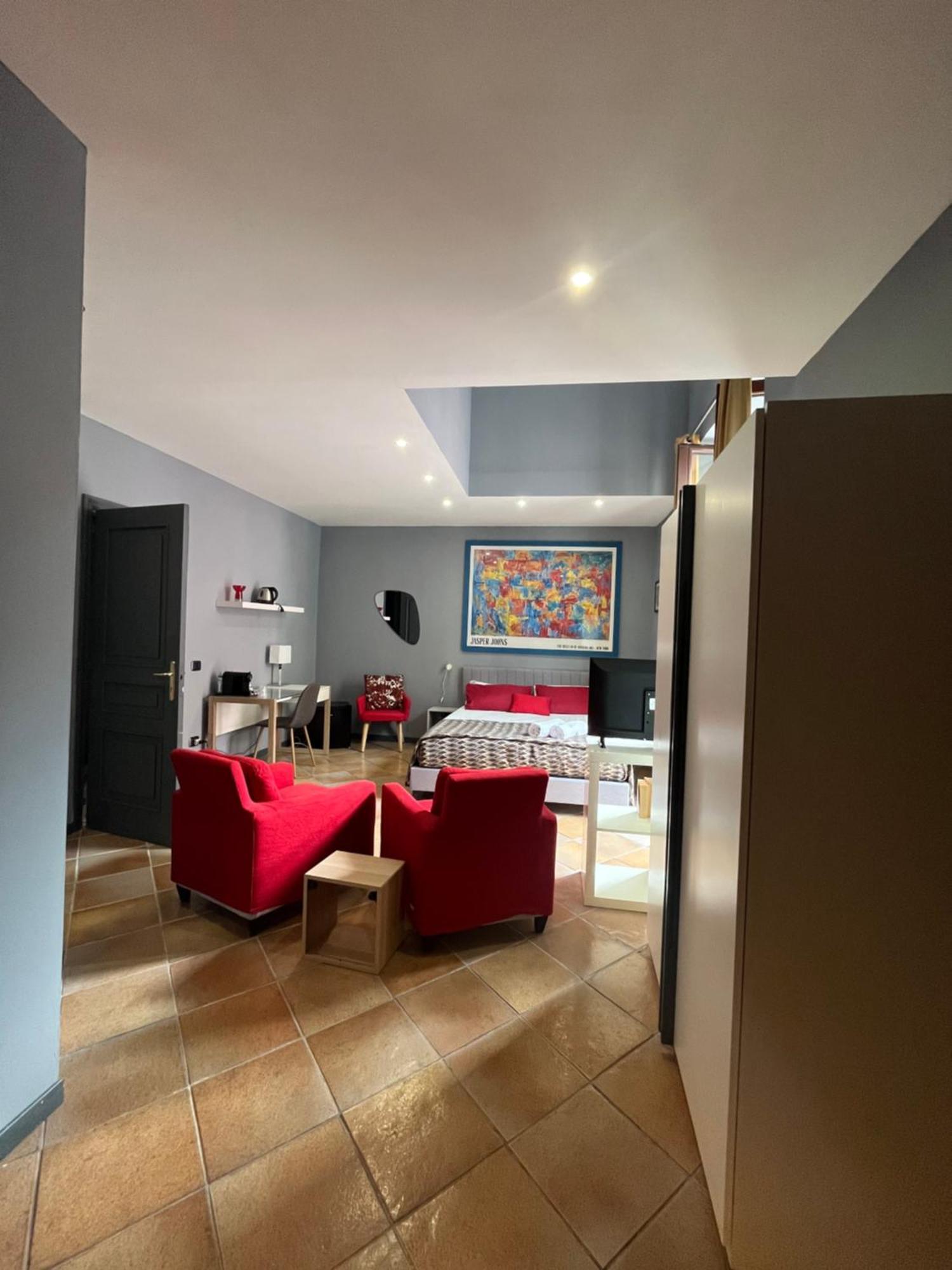 Naples Luxury Suites B&B 외부 사진